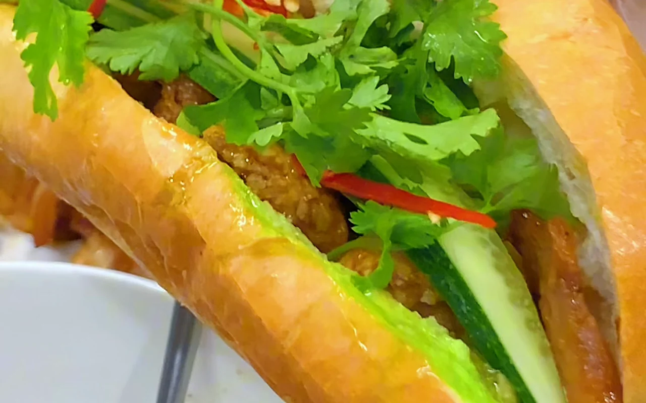 Món Bánh Mì Kinh Doanh