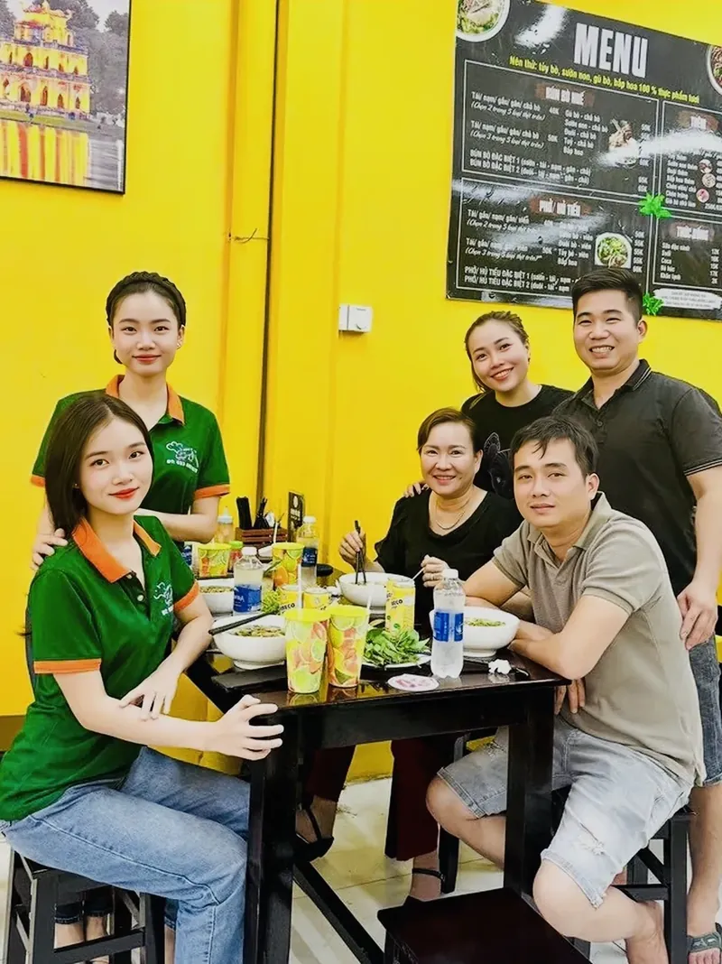 Quán Bún Bò Nồi Đất của vợ chồng chị Thảo