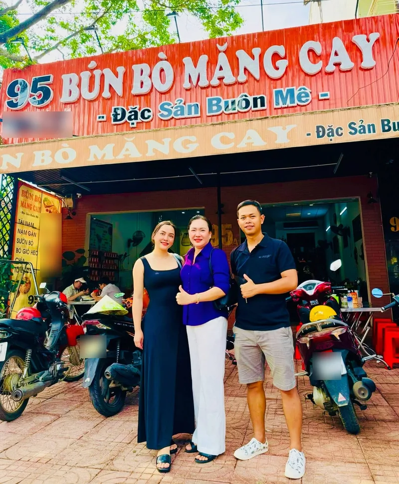 Quán bún bò của một học viên Bếp Cô Linh tại Buôn Ma Thuột, Đắk Lắk